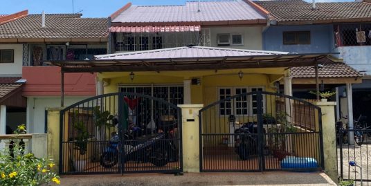 For Sale : Teres 2 Tingkat Seksyen 4 Bandar Bangi Dekat Sekolah