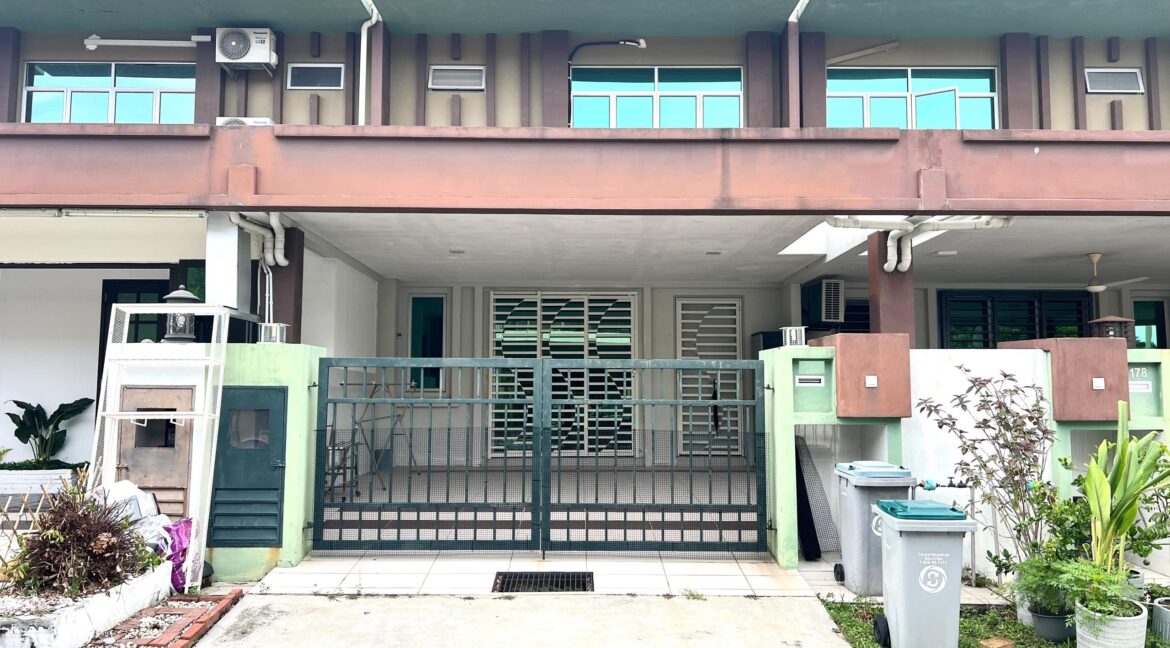 ejen hartanah nilai