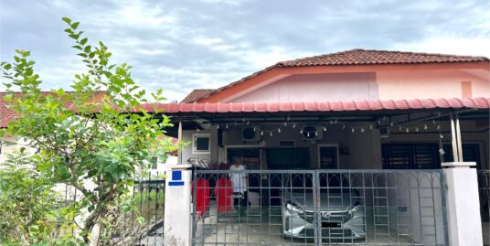 For Sale : End Lot, Rumah Teres 1 Tingkat, Taman Nusari Bayu, Sendayan