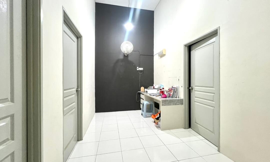 ejen hartanah nilai-7