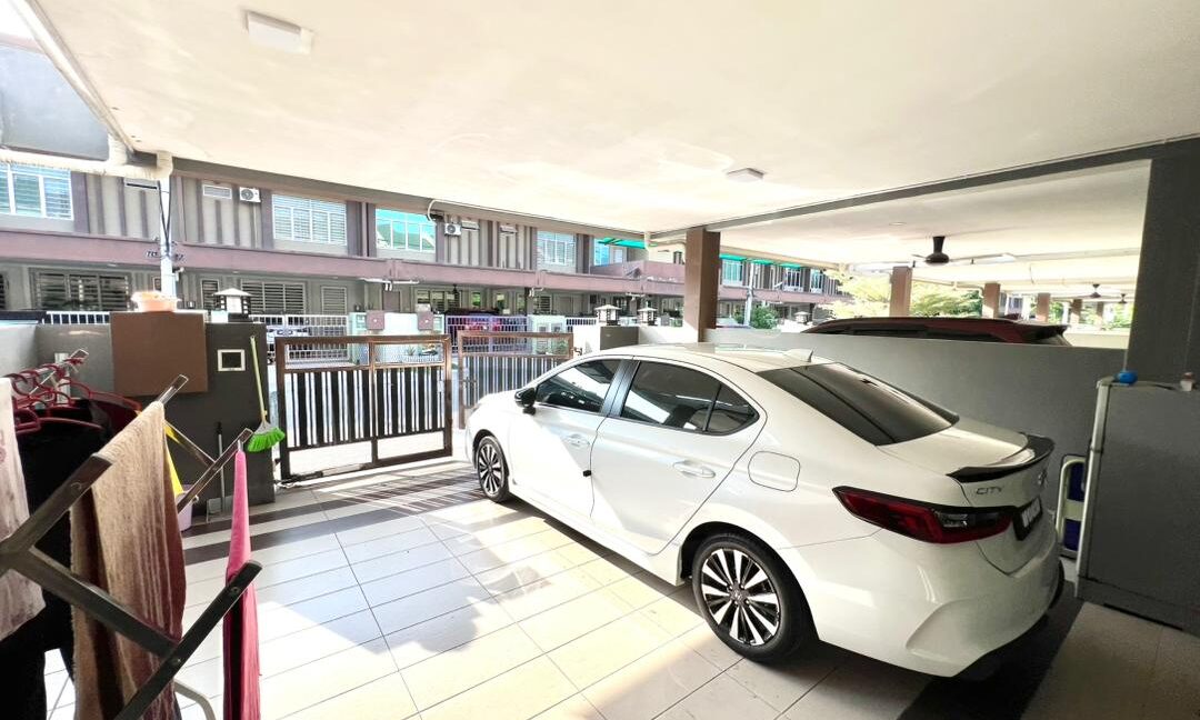 ejen hartanah nilai-8
