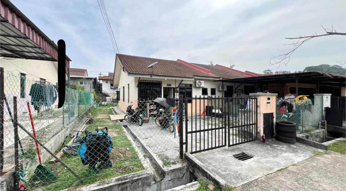 ejen hartanah salak idaman