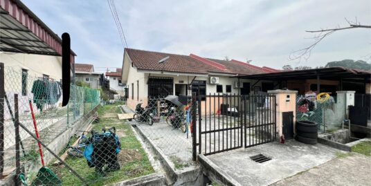For Sale : Teres 1 Tingkat End Lot, Taman Salak Idaman, Salak Tinggi, Sepang