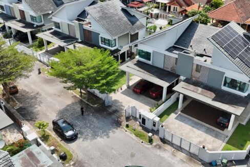ejen hartanah kota seriemas