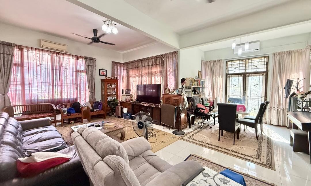 ejen hartanah alam sari-1