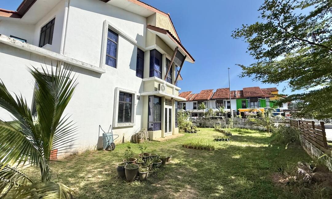 ejen hartanah alam sari-10