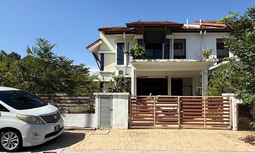 ejen hartanah alam sari