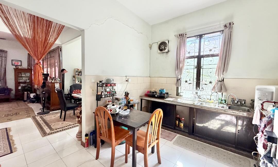 ejen hartanah alam sari-7