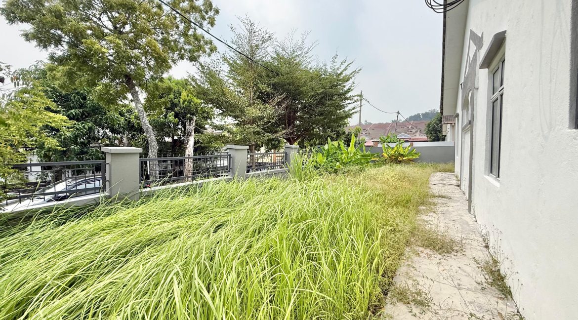 ejen hartanah desa cempaka nilai-9